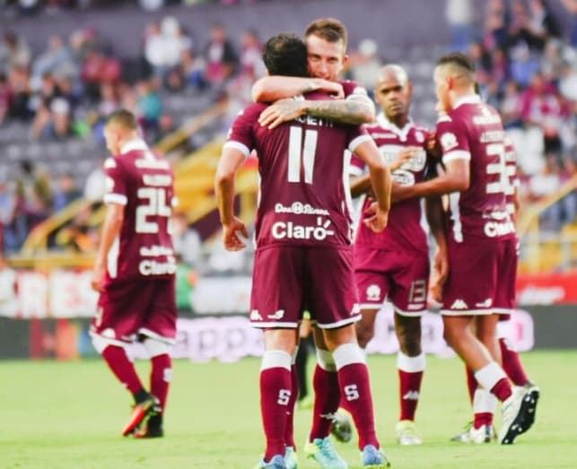 Saprissa goleó 4-0 a Pérez Zeledón