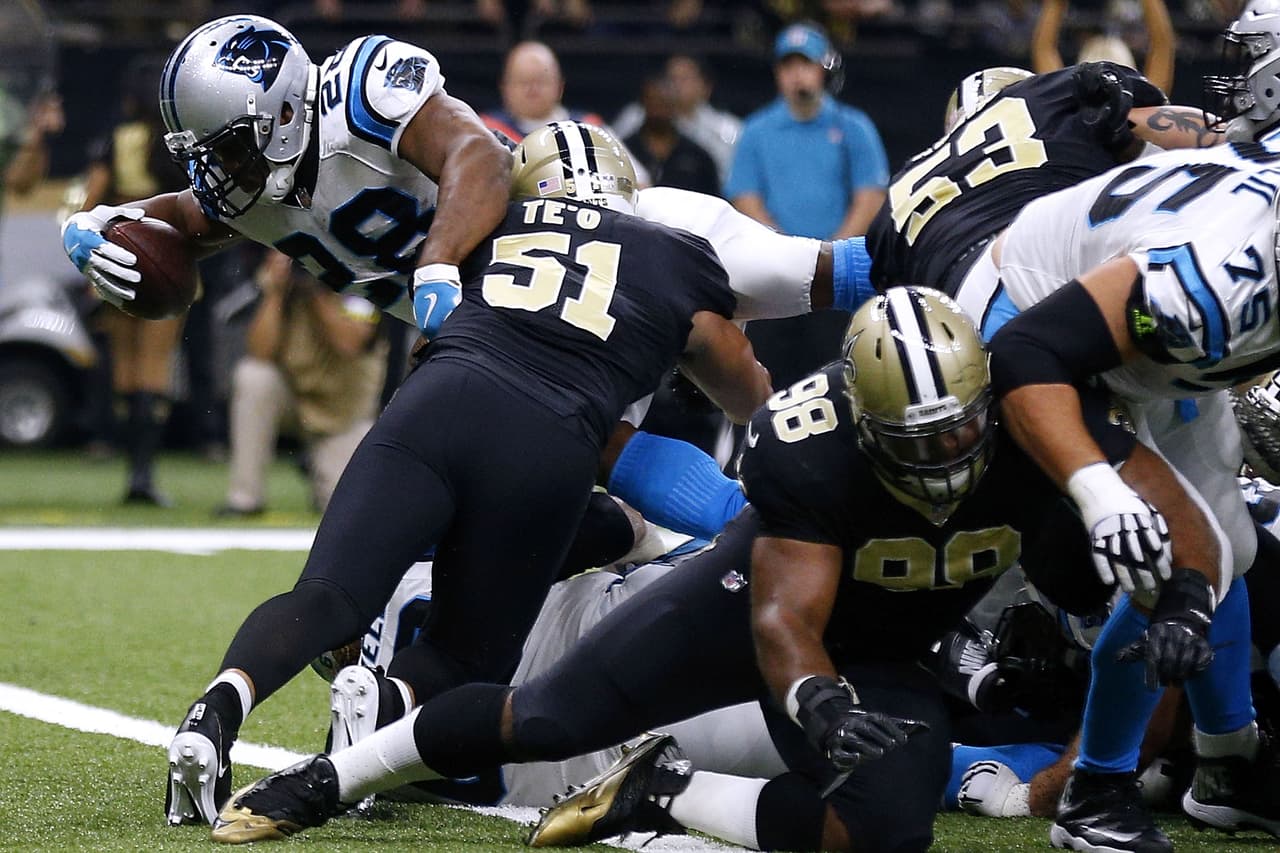 Jonathan Stewart logró la única anotación terrestre de los Panthers. El corredor tuvo 45 yardas en 11 acarreos.