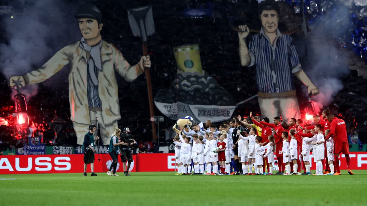 En medio del fanatismo de los alemanes, ambos equipos llegaron luego de excelentes temporadas en el fútbol local.