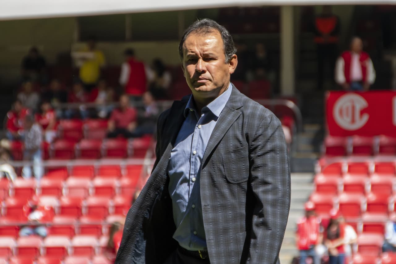 Puebla respalda a Juan Reynoso