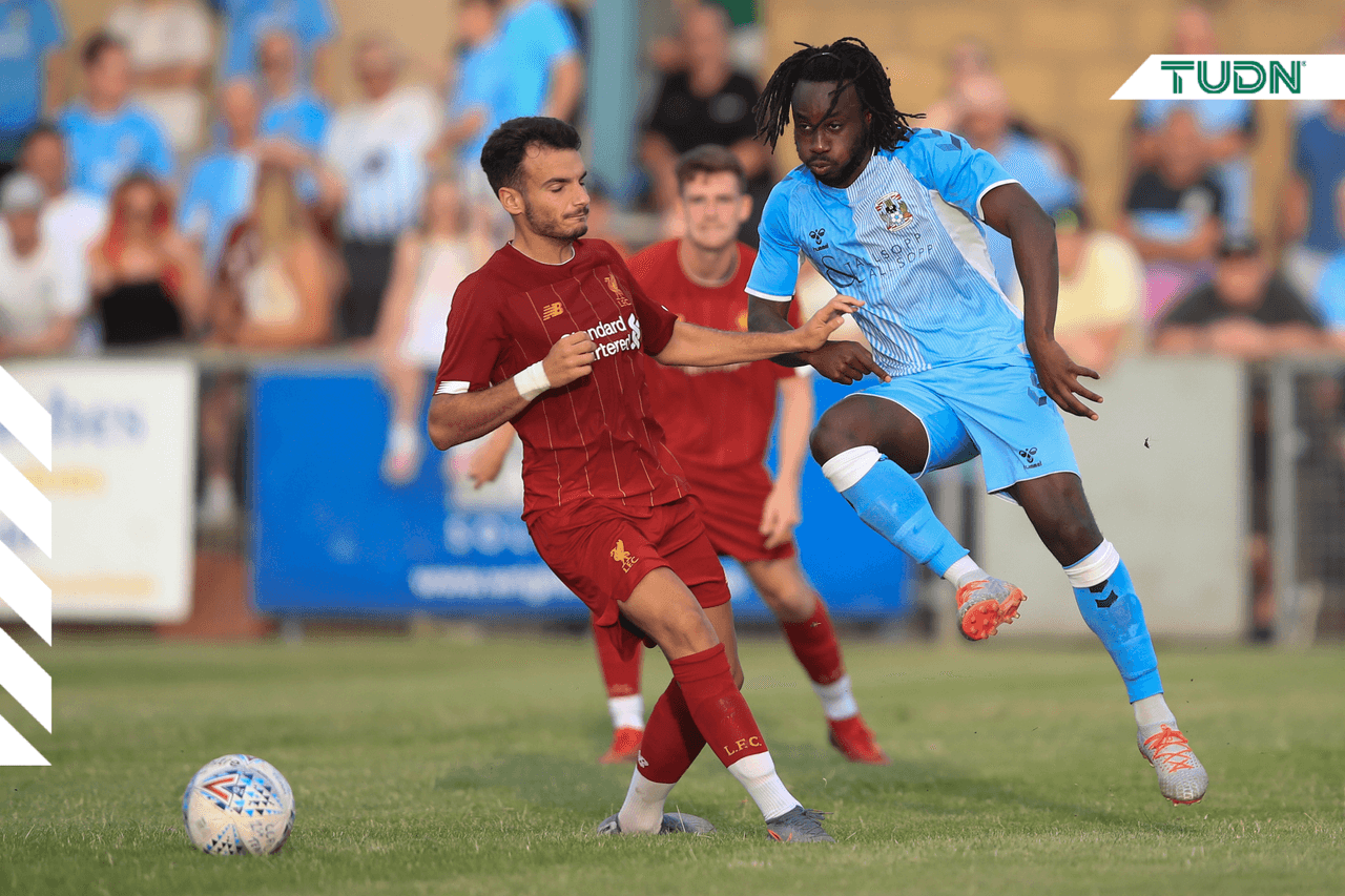 Liverpool quedaría fuera de Carabao Cup por alineación indebida