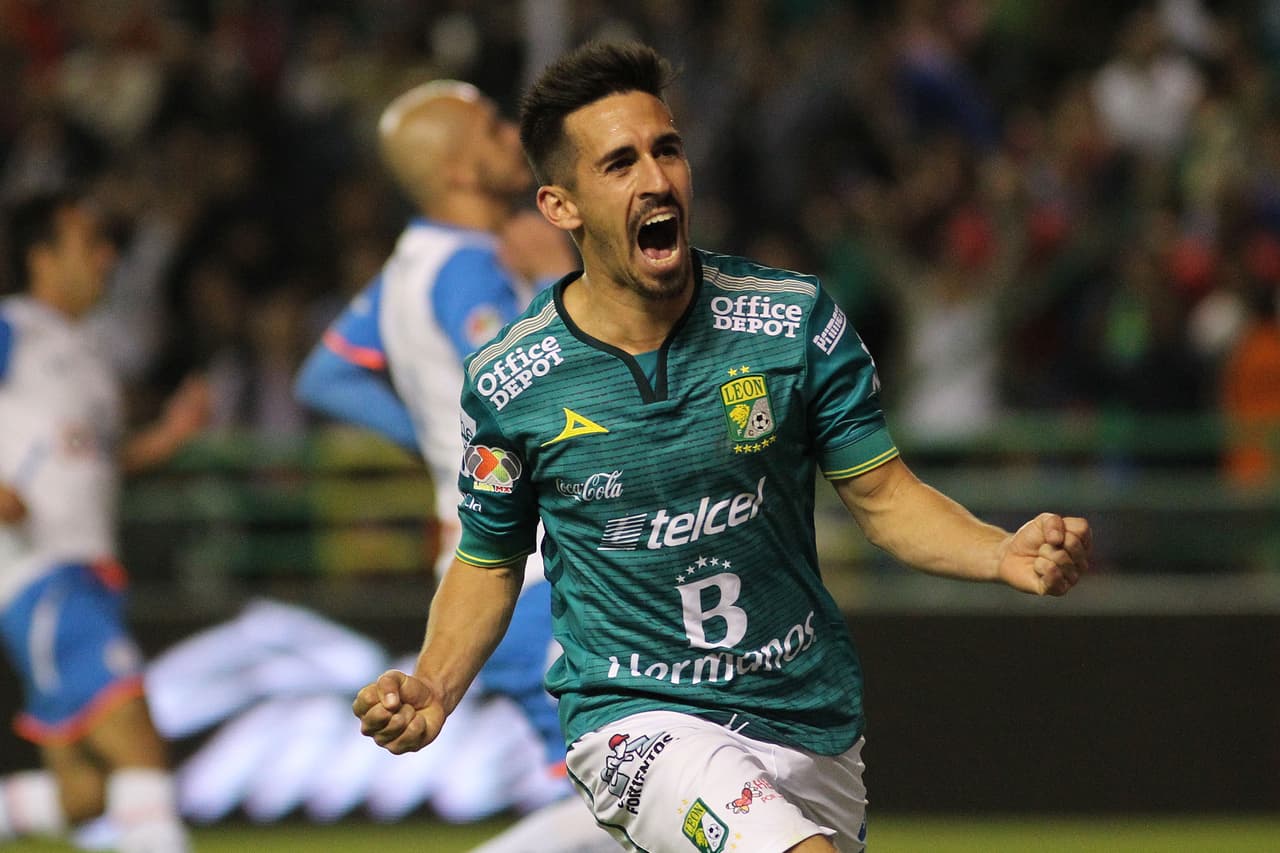 Fernando Navarro, León.- El jugador de la Fiera ha anotado 2 goles en lo que va del torneo, lo que ha llevado a si equipo a tener 3 victorias y 3 derrotas. Fernando suma 32 puntos y su valor es de $8.3 millones.