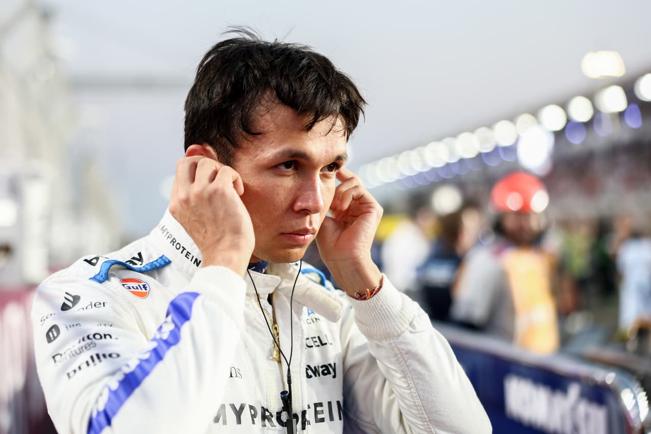 Alexander Albon (Williams).