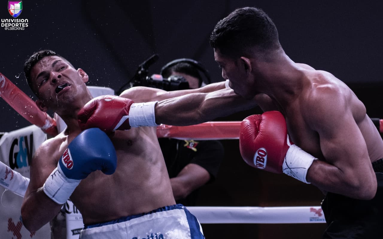 En una batalla entre panameños, programada a 6 rounds en la división superpluma, Eliecer Tenorio (3-2-0, 1KO) superó por decisión unánime a José Bieta (4-2-1, 4KOs) con puntuación de 59 -57, 58-56 y 58-56.