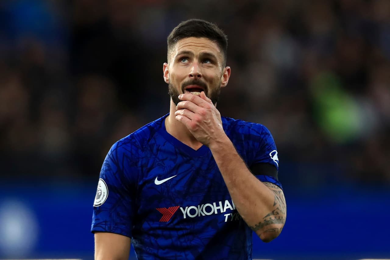 ¡Y eso que no juega! Chelsea extiende contrato de Giroud