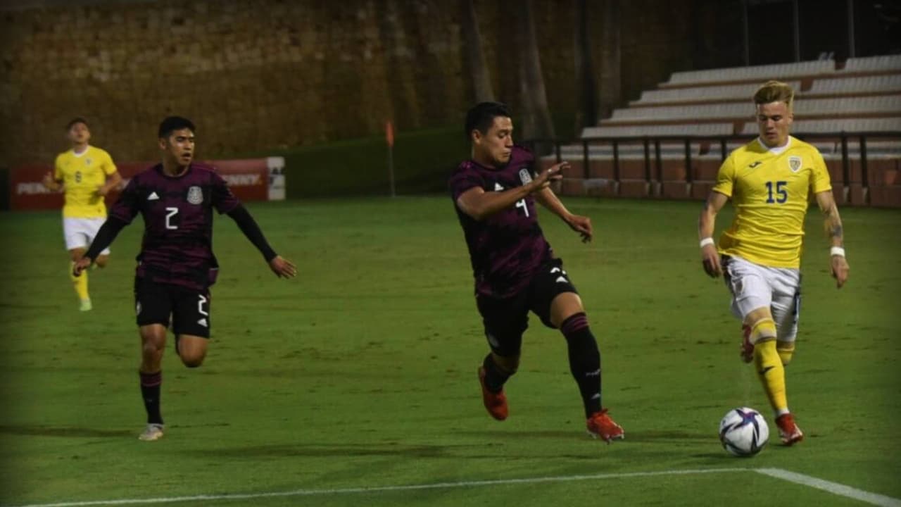 México gana 3-1 y jugadores de Rumania arman la gresca