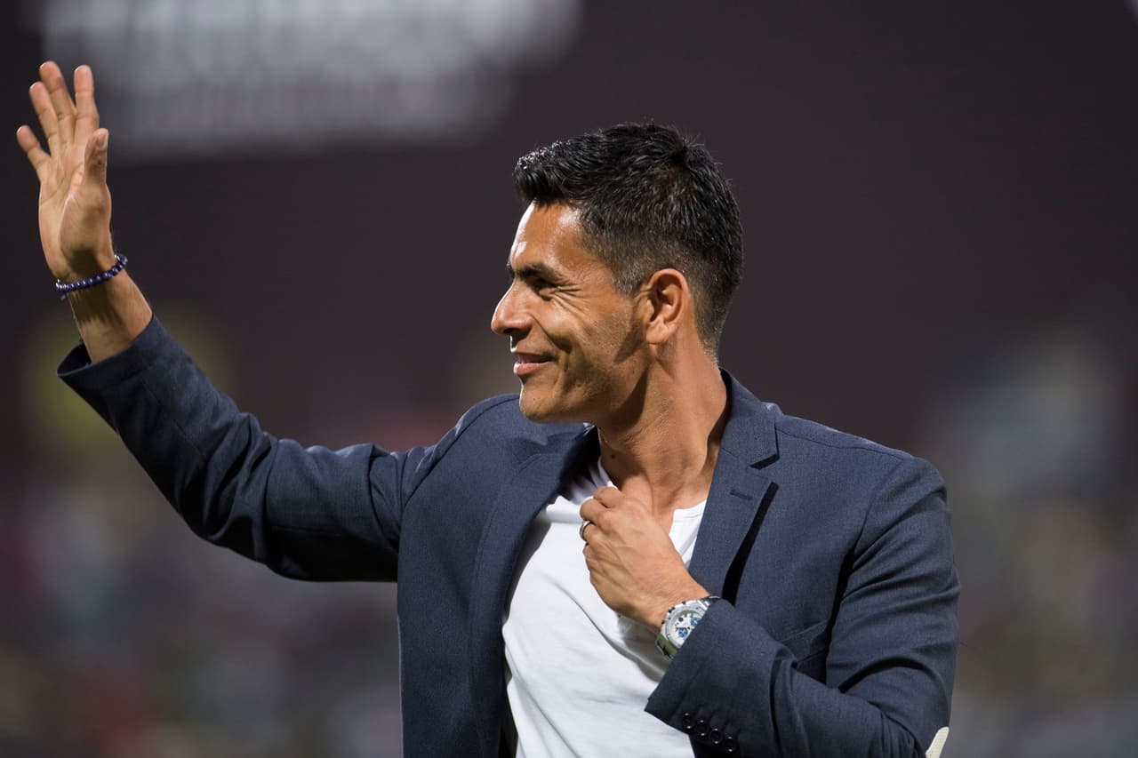 Oswaldo defiende al 'Chucky' Lozano sobre jugar en el Azteca