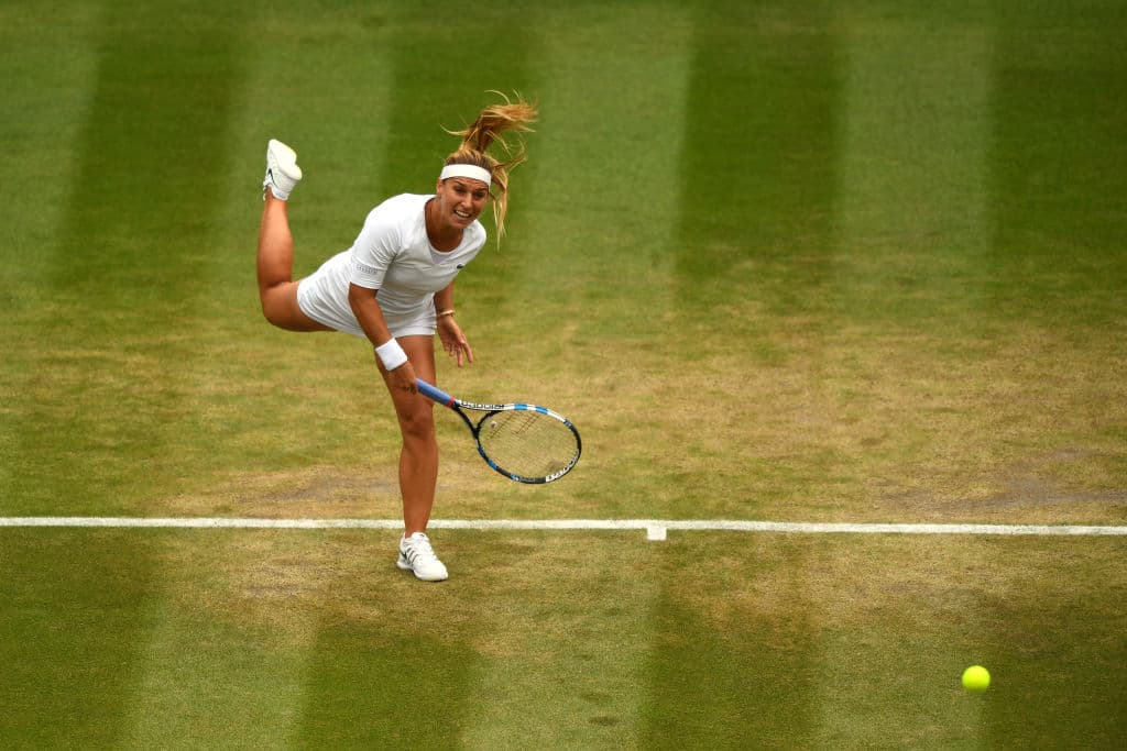 El otro duelo de cuartos de final lo protagonizaron la eslovaca Dominika Cibulkova (en la imagen) y la letona Jelena Ostapenko. La de Eslovaquia tuvo muchas complicaciones con la de Letonia.