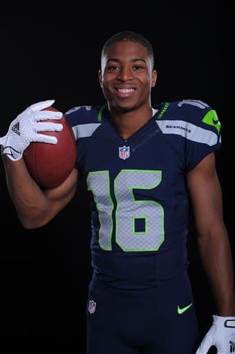 Egresado de Kansas St. llega a los Seahawks el WR Tyler Lockett, checa sus mejores imágenes hasta ahora portando ya el jersey de Seattle.