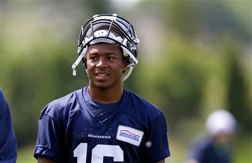 Egresado de Kansas St. llega a los Seahawks el WR Tyler Lockett, checa sus mejores imágenes hasta ahora portando ya el jersey de Seattle.