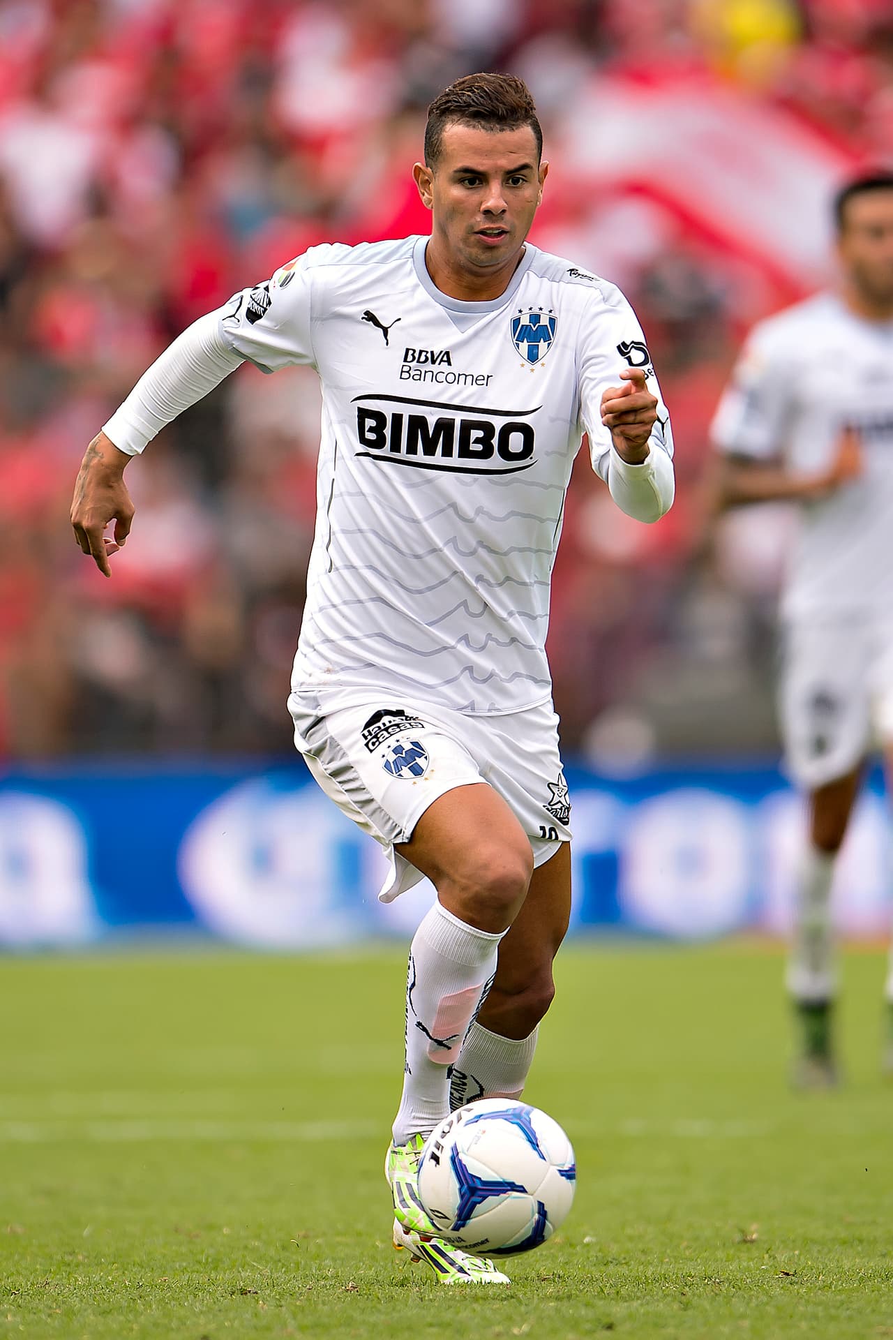 El mejor mediocampista fue Edwin Cardona del Monterrey, sumando 124 puntos en 15 partidos que jugó, de los cuales acumuló mil 247 minutos en el campo, 10 goles con 6 asistencias, seis tarjetas amarillas y una roja.