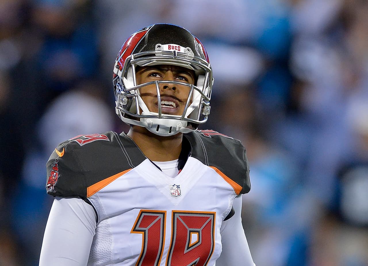 El pateador Roberto Aguayo firma con los New England Patriots