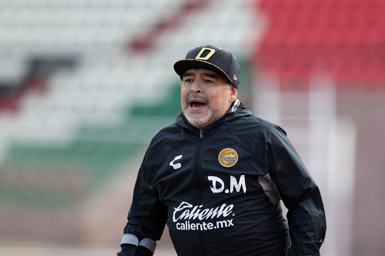 Eso sí, Maradona se ha visto traicionado en ocasiones por su temperamento, pero eso no ha sido un impedimento para que ahora estén muy cerca de lo que parecía un sueño.