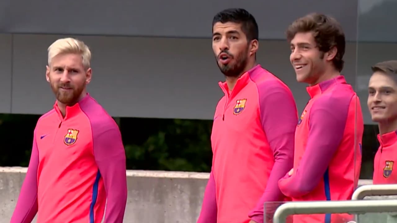 Lionel Messi y Luis Suárez reaccionan a un curioso entrenamiento de Barcelona.