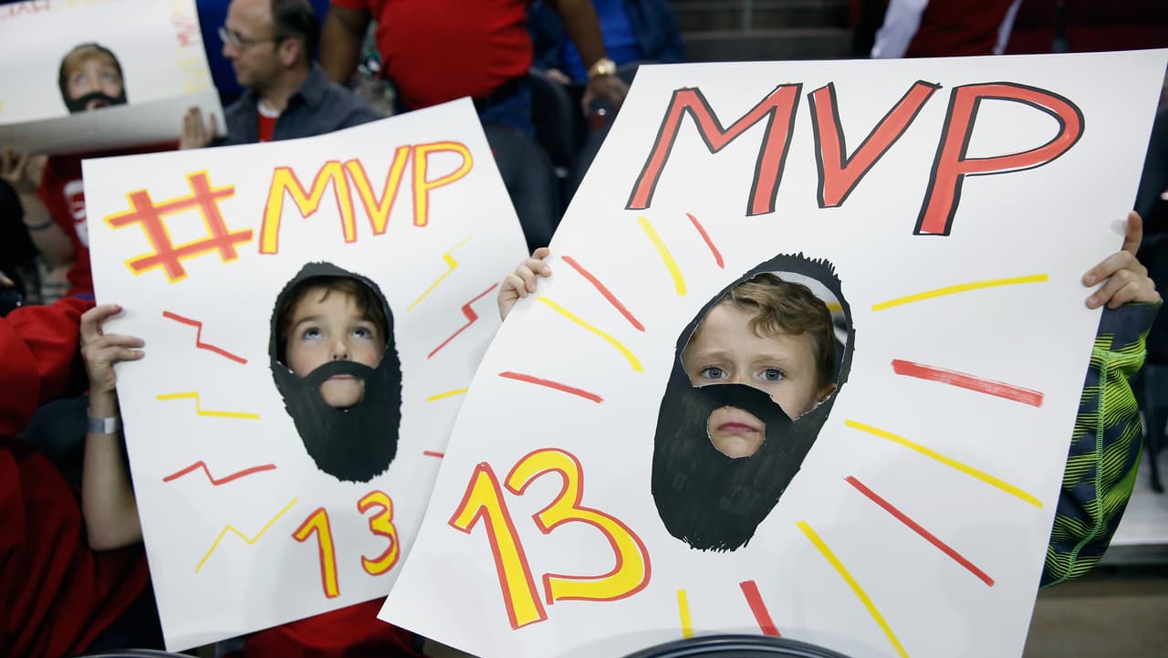 La pasada temporada Harden quedó en el segundo puesto en el MVP, superado por Stephen Curry. Ahora sueña con llevarse ese galardón.