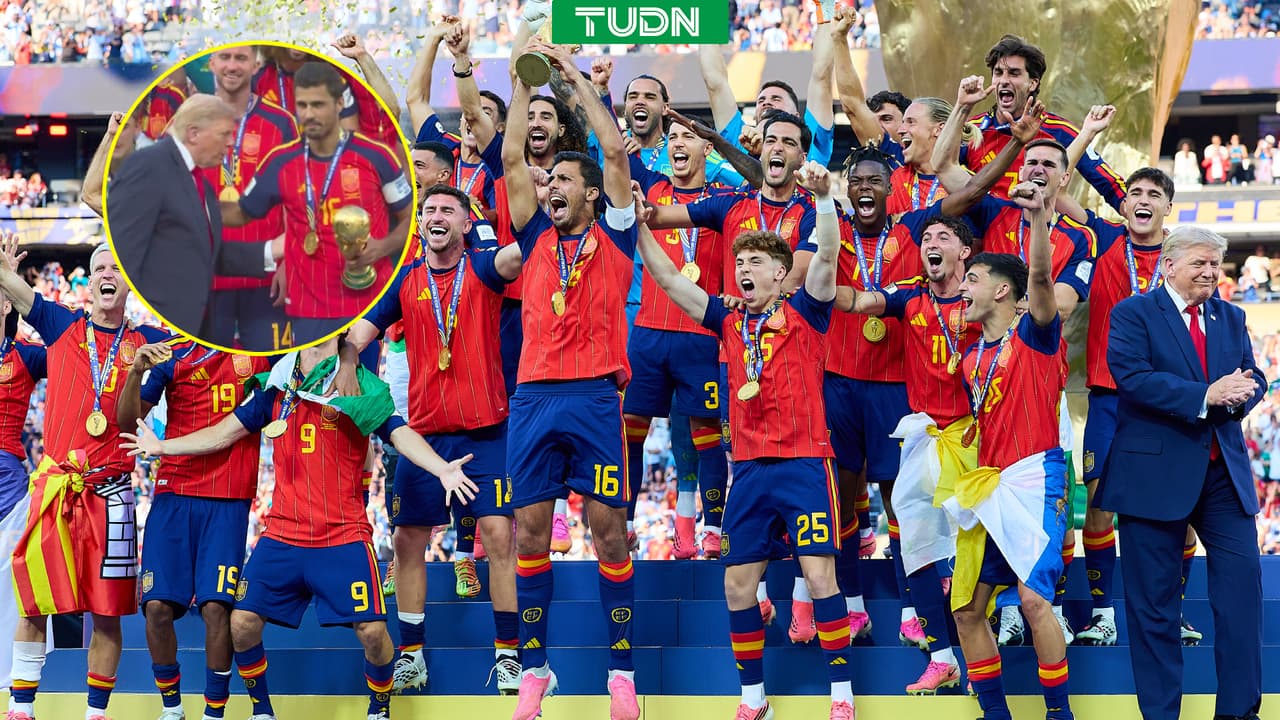 Trump lo vuelve a hacer y quiere robar cámara en celebración de España