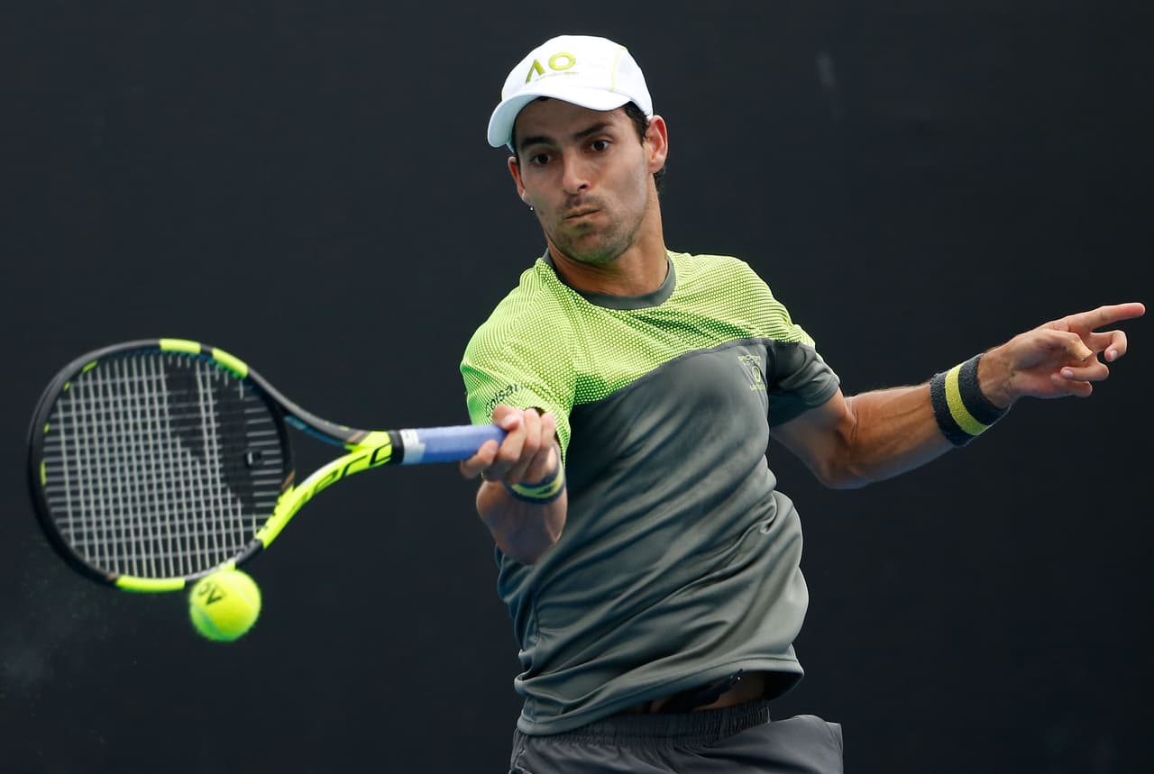 El colombiano Santiago Giraldo no pudo contra el favoritismo del británico Kyle Edmund en este partido y el 46 del mundo lo venció 6-2, 7-5, 6-3.
