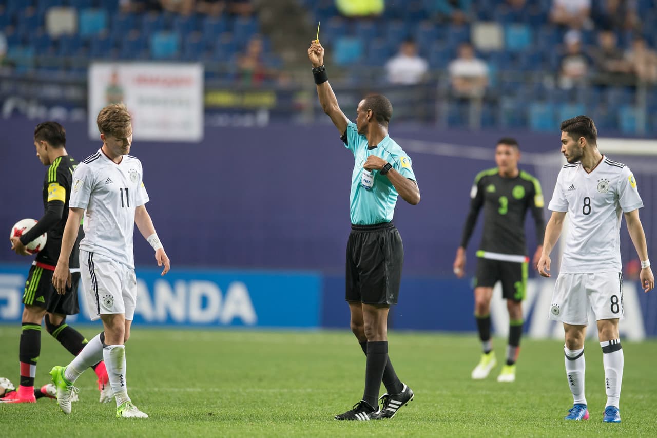 Los alemanes se vieron ansiosos durante el partido y eso les impidió generar suficiente peligro.