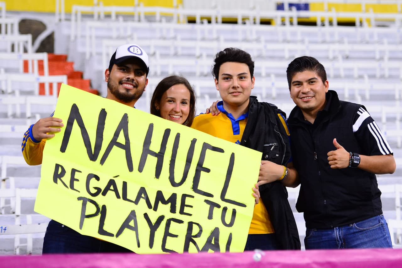 El colorido de la afición en la Jornada 12