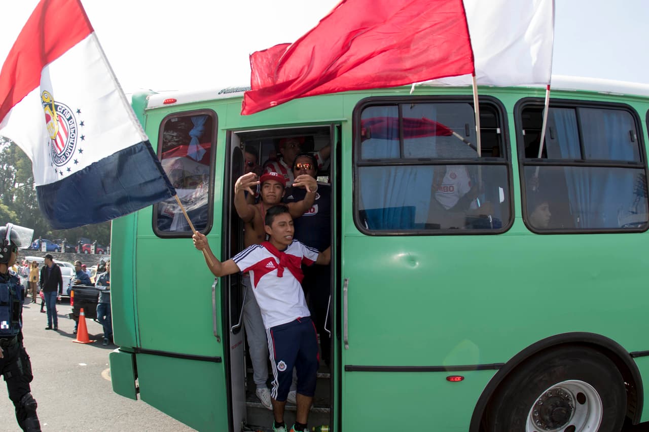 El colorido de la afición en la Jornada 12