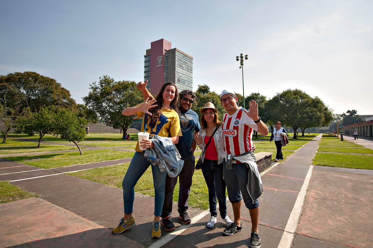 El colorido de la afición en la Jornada 12