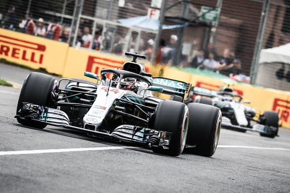 Lewis Hamilton gana la pole y partirá primero en el GP de Australia