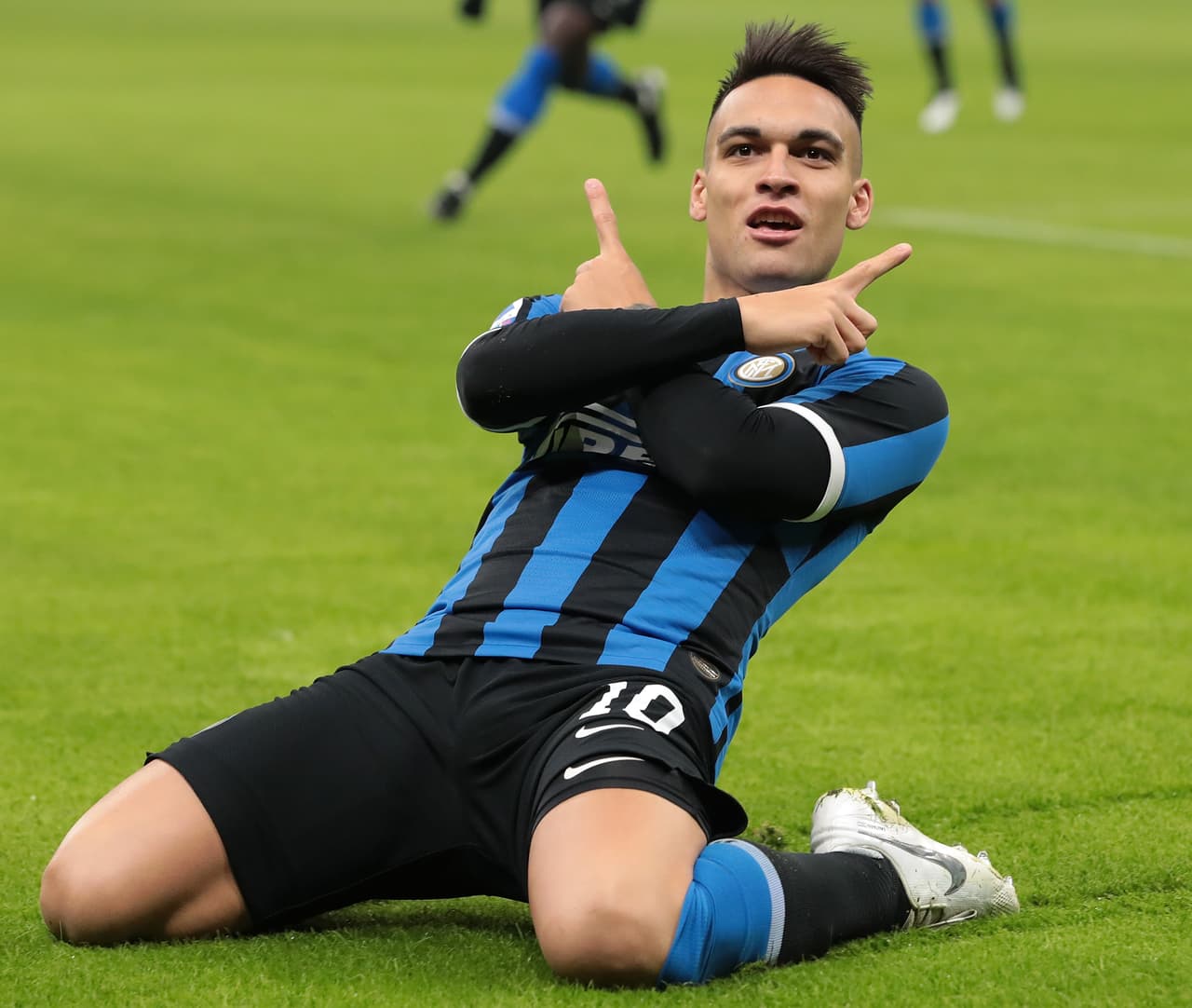 Primera oferta del Barcelona por Lautaro Martínez