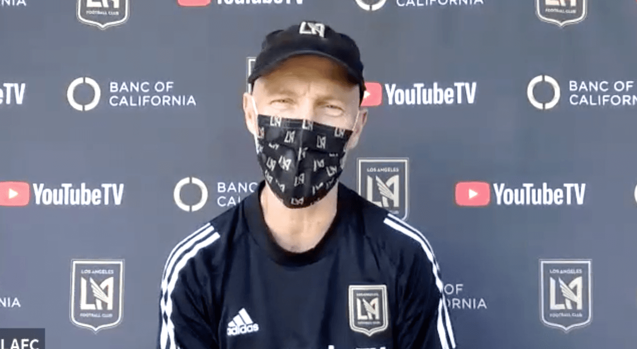 Bob Bradley destaca peligrosidad de Cruz Azul y a 'Cabecita'