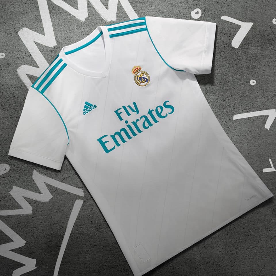 –
<i>Create to win– </i>es el eslogan que utiliza la marca y el club para promocionar esta nueva playera con la que esperan conquistar la Liga y la Champions League una vez más.