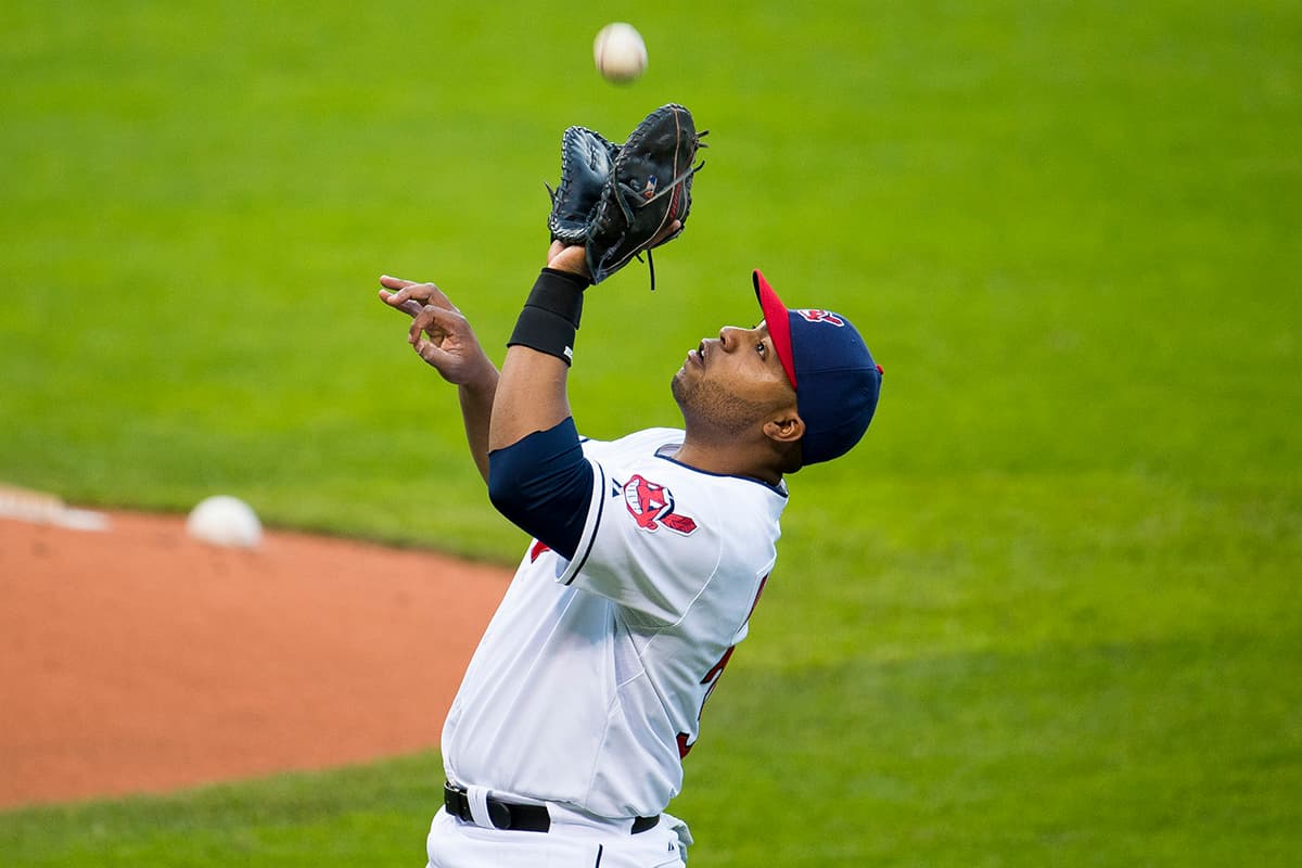 El venezolano Jesús Aguilar jugó con los Cleveland Indians entre 2014 y 2016 en la primera base, sin ser el titular en su posición.