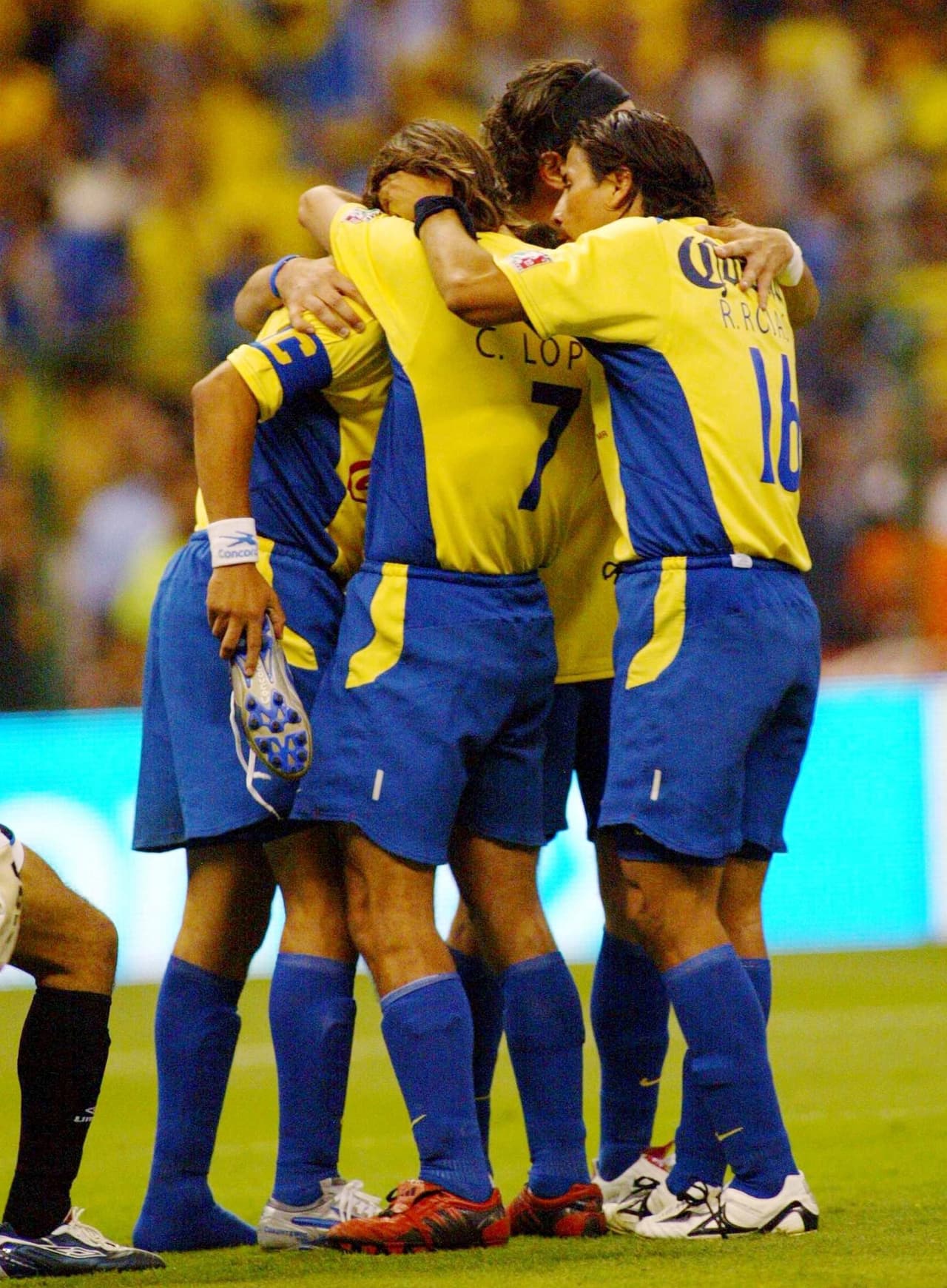 La racha más larga de partidos sin perder le pertenece al América que acumulo 28 encuentros sin derrota entre el Clausura y el Apertura 2005.