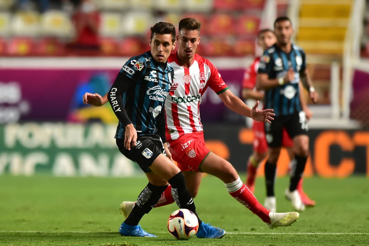Necaxa y Querétaro no logran romper el 0-0 y se conforman con la división de puntos.