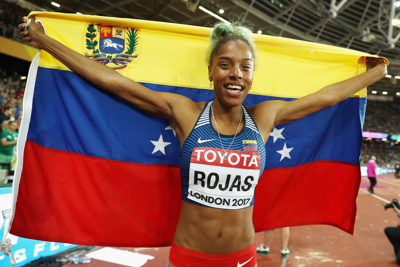Descubre cómo festejó su medalla Yulimar Rojas