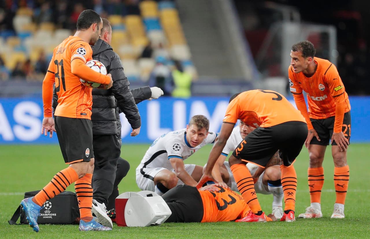 Inter de Milán y Shakhtar Donetsk no se hacen daño durante la Fase de Grupos en la UEFA Champions League. La escuadra ucraniania tuvo más peso durante el encuentro, sin embargo la visita tuvo más oportunidades en los últimos minutos del encuentro y ambos suman un punto.