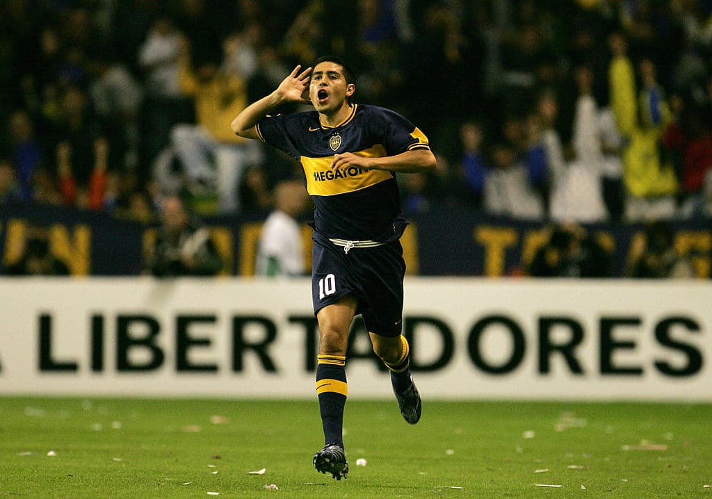 Desde Maradona, hasta el último título con Tévez. Los Xeneizes cumplieron el pasado 3 de abril 115 años y estas fotos son memorables.