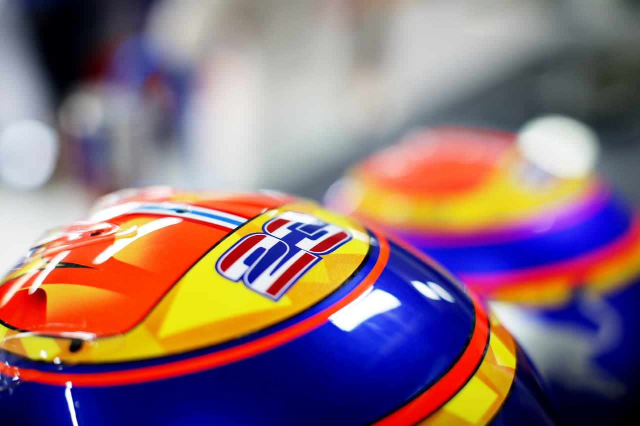 Este viernes la acción en el Gran Premio de Francia (Circuito Paul Ricard en Le Castellett) inició con las dos primeras sesiones de prácticas libres. Los autos de Mercedes volvieron a estar en lo más alto de la clasificación: Lewis Hamiton en la primera y Valtteri Bottas en la segunda. Por su parte, Sergio 'Checo' Pérez fue puesto 11 y 16, respectivamente.