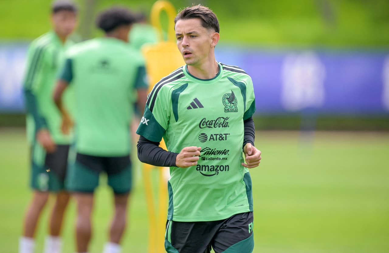 EN VIVO | Álvaro Fidalgo bajo la lupa en el partido México vs. Colombia