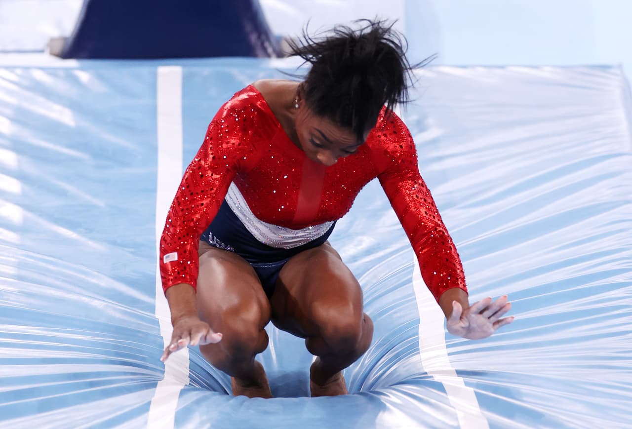 Simone Biles se retira de Final por equipos por un "asunto médico"