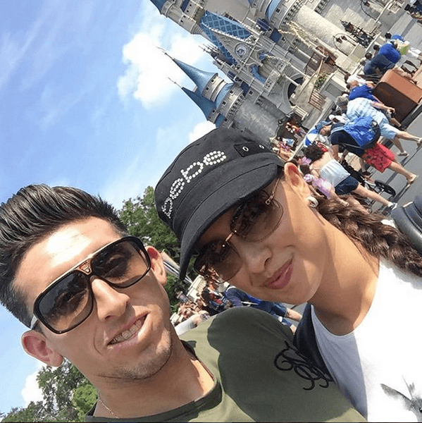 Sin embargo, la propia Shantal contó que a pesar de su molestia fue su esposo quien le dio su versión de los hechos y ella lo respalda pues sabe que como familia son un fuerte equipo.