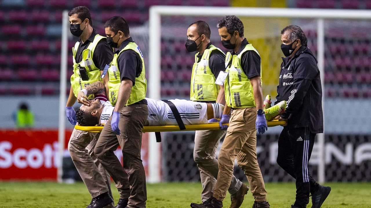 Alexis Vega sufre esguince y volverá a Guadalajara