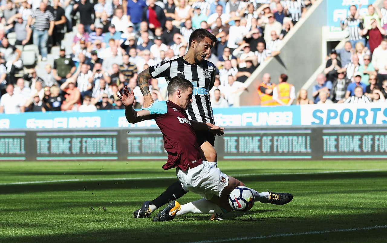 Newcastle generó peligro a través del contragolpe en medio de las intenciones visitantes.