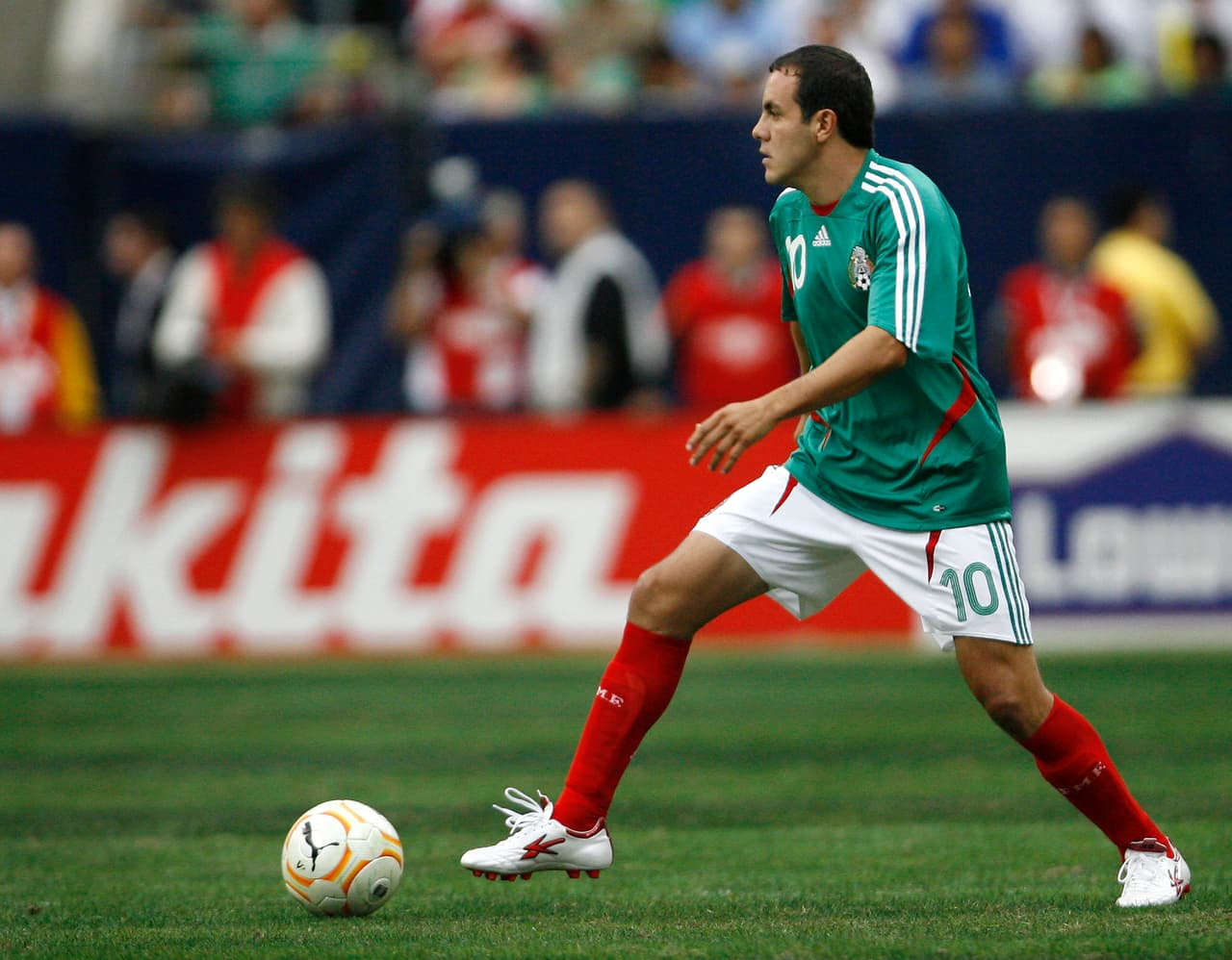<b>Cuauhtémoc Blanco:</b> 5 goles (2 en 1996, 2 en 1998 y 1 en 2007).