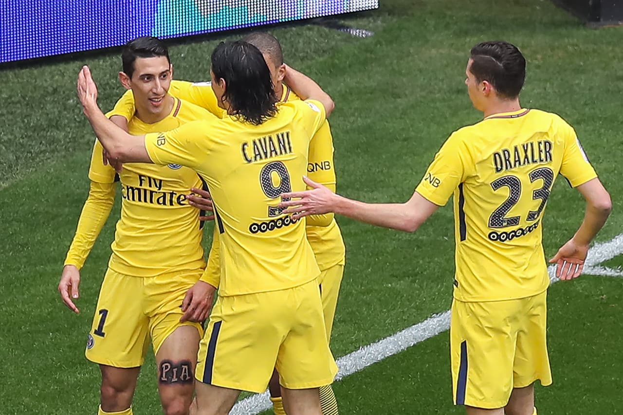 Para los locales anotó Allan Saint-Maximin, mientras que para la visita el argentino Ángel Di María fue quien puso el empate y luego el lateral brasileño se encargó de ponerle cifras concretas al marcador.