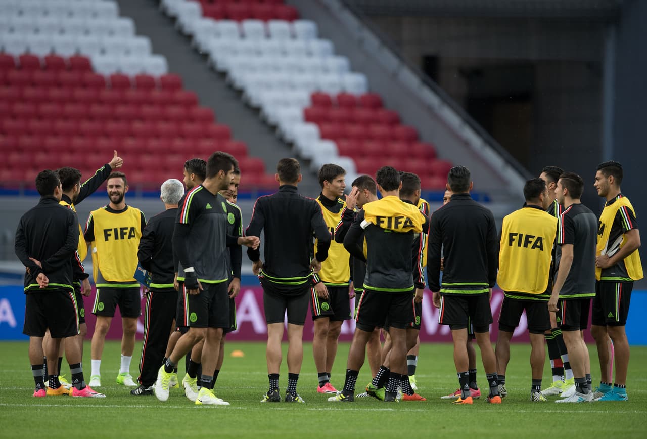 Al final, mucha unión y buena onda entre los jugadores del 'Tri' que desde ahora piensan en el gran debut como su único objetivo para ir paso a paso hasta la final.