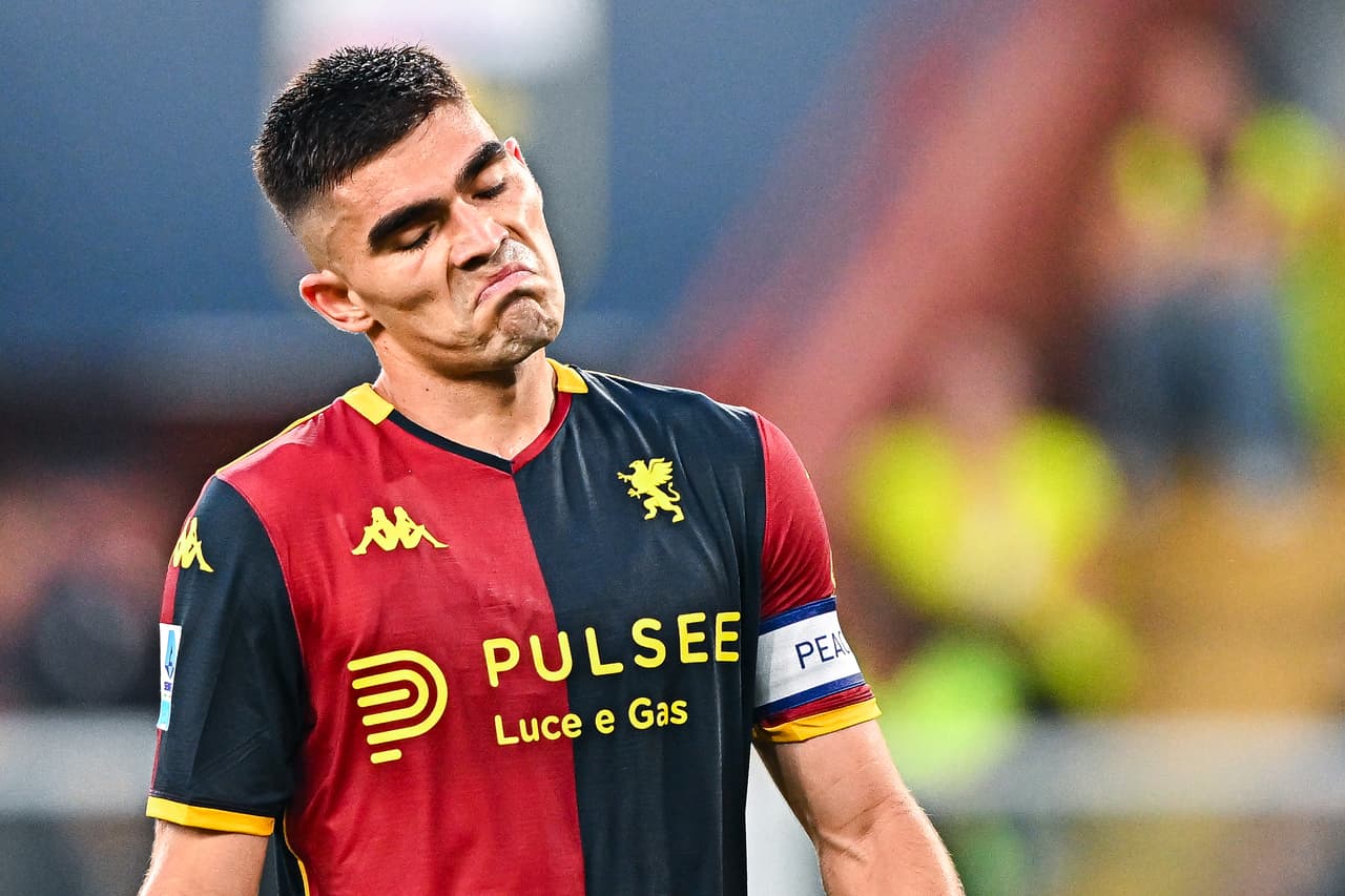 Johan Vásquez sufre derrota de último minuto y el Genoa 'coquetea' con descenso