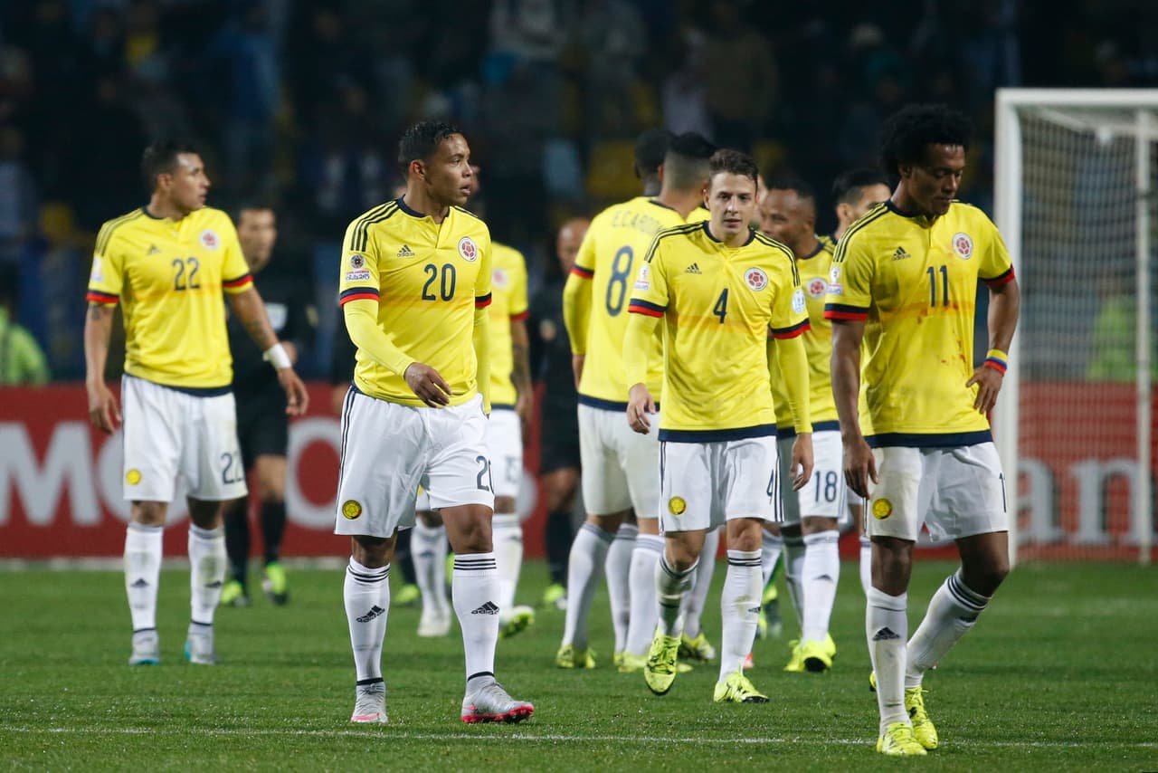 Al final Colombia se va a casa mientras que Argentina espera al vencedor de Brasil vs. Paraguay. Carlos Tévez fue el autor del gol que lleva a la albiceleste a semifinales.
