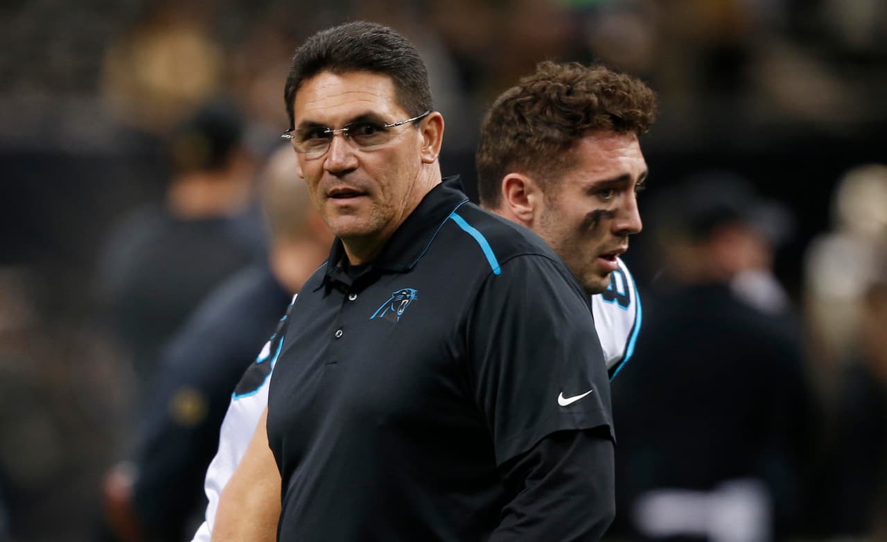 CAROLINA PANTHERS - Ron Rivera. Quinta temporada con el equipo y empieza a cosechar frutos de un trabajo serio, consistente, disciplinado y ganador. Ha ido capaz de transformar a Cam Newton en un quarterback que gana partidos gracias a un brazo efectivo. La defensiva es muy buena, pero no tremenda como la de Denver.