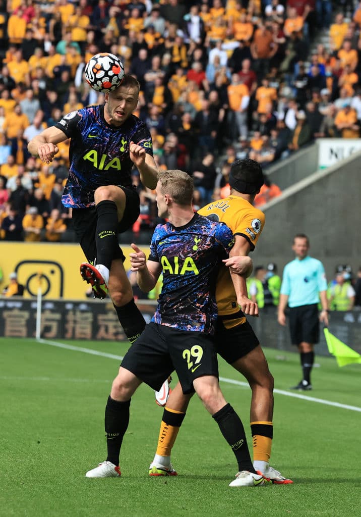 Wolverhampton cae en casa y por la mínima ante Tottenham durante la segunda fecha de la Premier League. El único tanto de la tarde fue por parte de Dele Allí al minuto 9' tras convertir un penalti. El mexicano, Raúl Jiménez, jugó durante los 90 minutos del encuentro.
