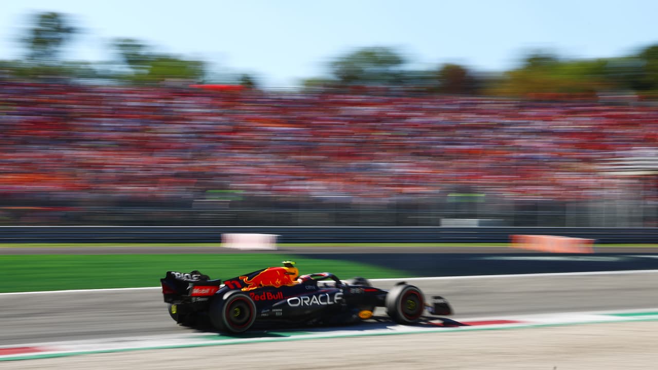 Verstappen ganó en el GP de Monza y el mexicano Sergio Pérez terminó en sexto lugar tras una estrategia que le ayudó a subir posiciones; la carrera finalizó con Safety Car tras abandono de Ricciardo.