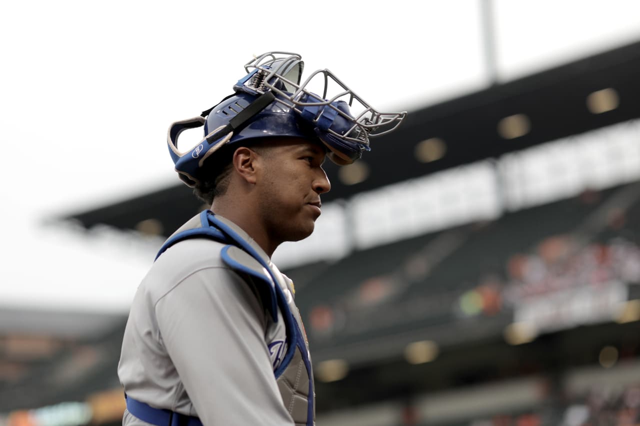 Royals temen que el venezolano Salvador Pérez se perderá toda la temporada